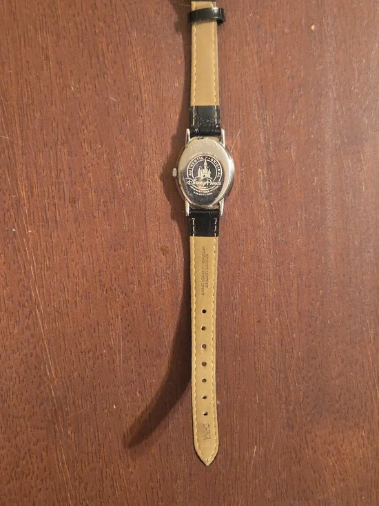 Mickie Mouse Watch - Picture 6 of 6